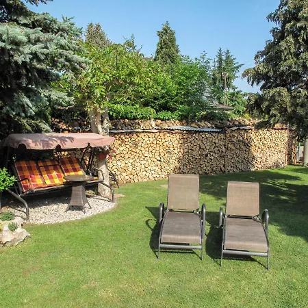 Apartment Hlasna Treban Апартаменты