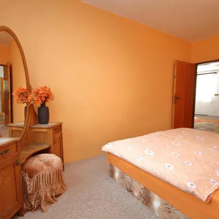 Apartment Hlasna Treban Апартаменты