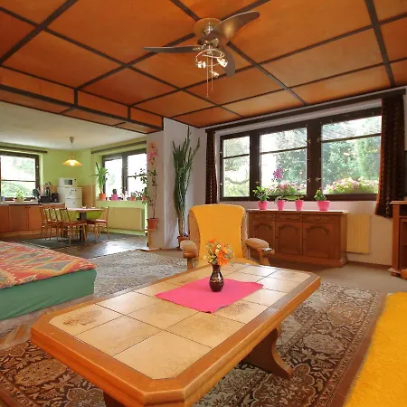 Апартаменты Apartment Hlasna Treban Hlasna Treban